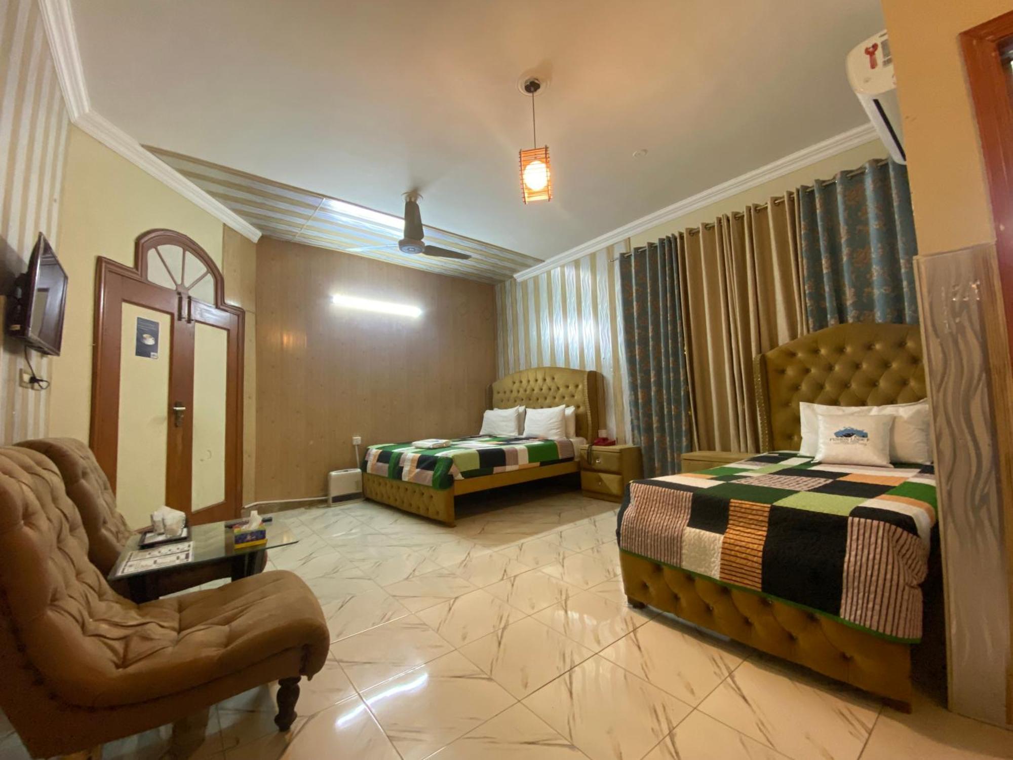 Fusion Lodge Islamabad Bagian luar foto