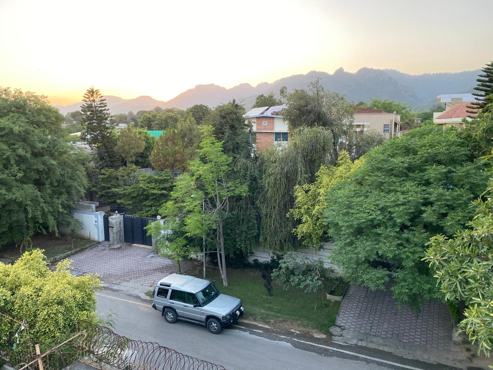 Fusion Lodge Islamabad Bagian luar foto