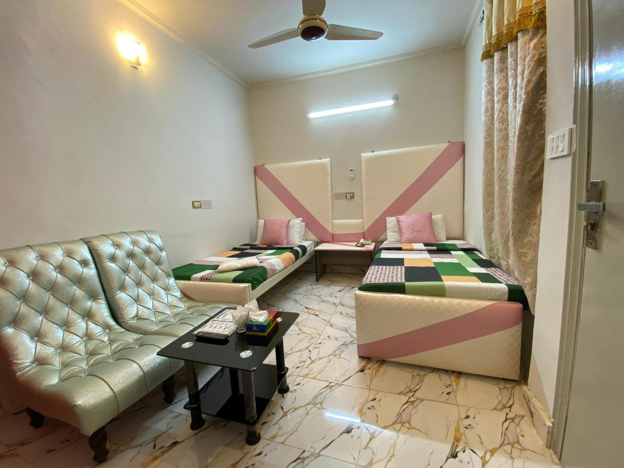 Fusion Lodge Islamabad Bagian luar foto